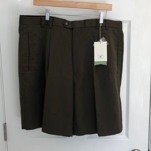 Cutter & Buck | NWT Olive Green Pleated Front Shorts📦